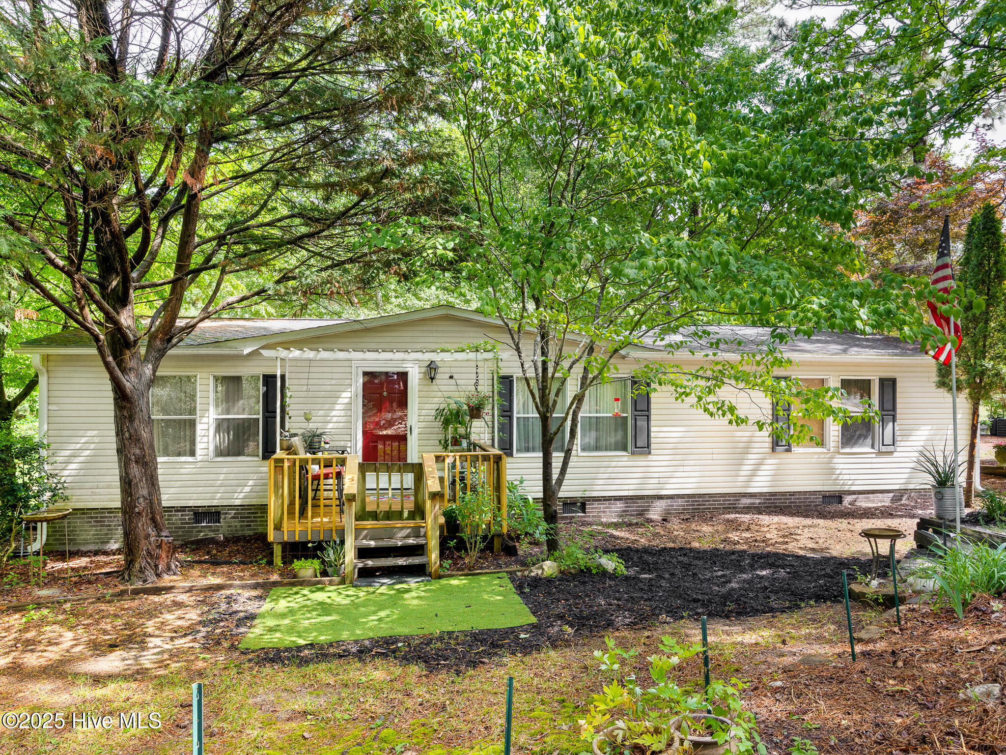 366 Ampersand Road Aberdeen, NC 28315 - Photo 2 of 28 366 Ampersand 19