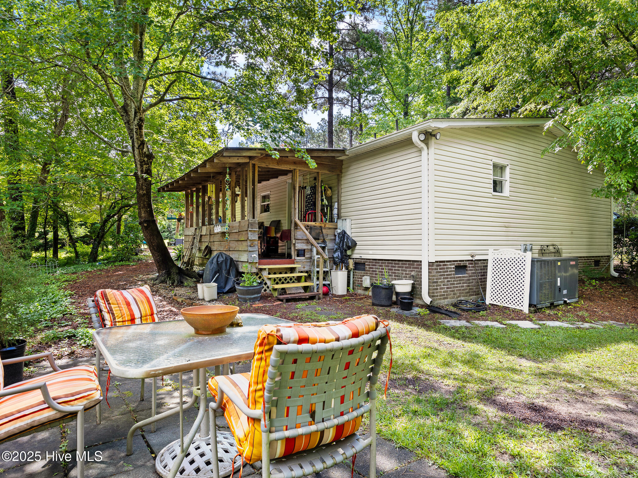 366 Ampersand Road Aberdeen, NC 28315 - Photo 5 of 28 366 Ampersand 22