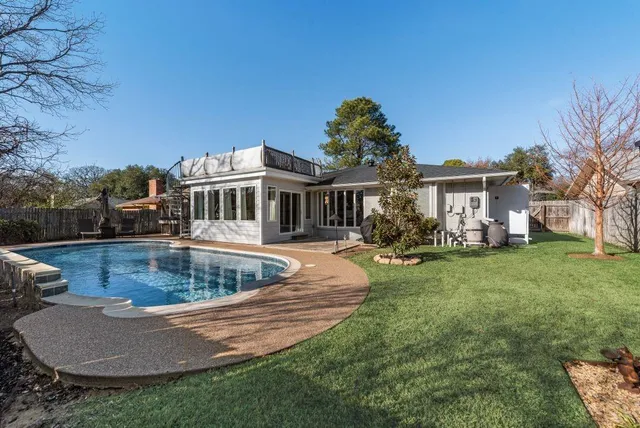 $574,900 | 2923 Southridge Drive, Grapevine, TX 76051