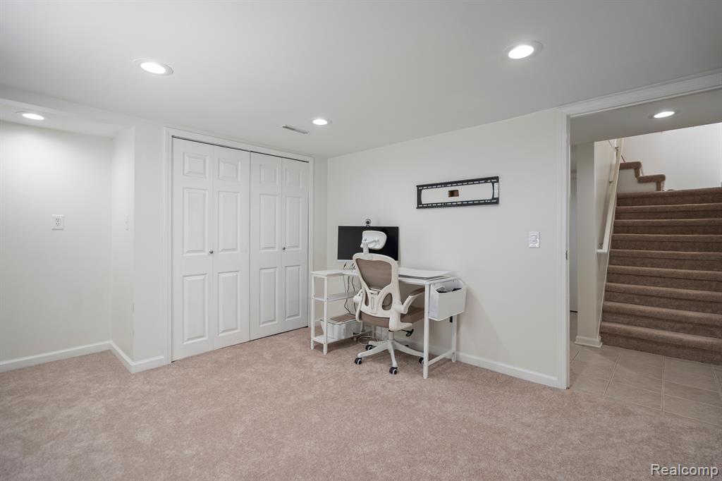 212 North Alice Avenue Rochester, MI 48307 - Photo 25 of 28
