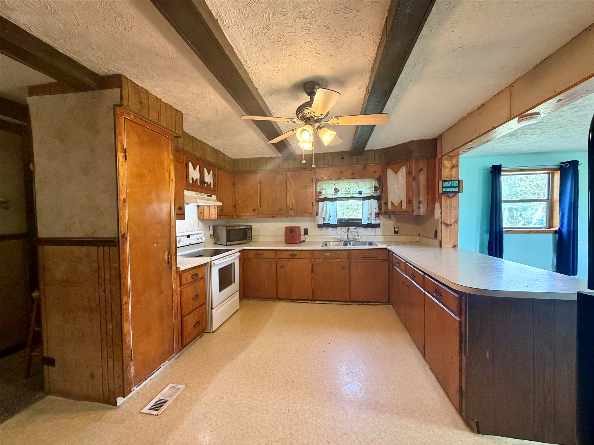10450 6 N Route Albion, PA 16401 - Photo 9 of 15