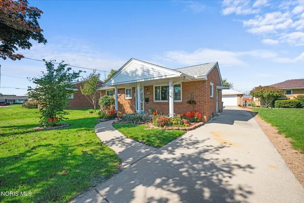 $185,000 | 2515 Brenner Court, Toledo, OH 43611