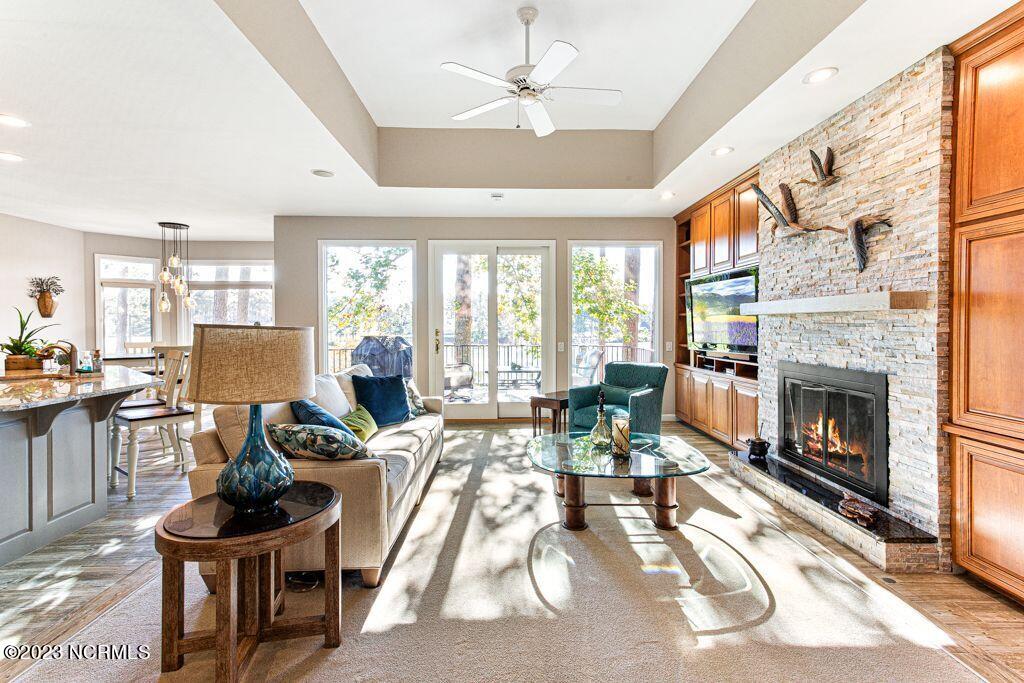 26 Masters Ridge Place Southern Pines, NC 28387 - Photo 12 of 62 Living Room
