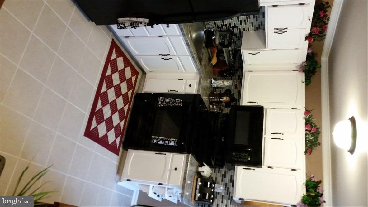 205 Allen Street Tuckerton, NJ 08087 - Photo 3 of 19 Gallery Image 3