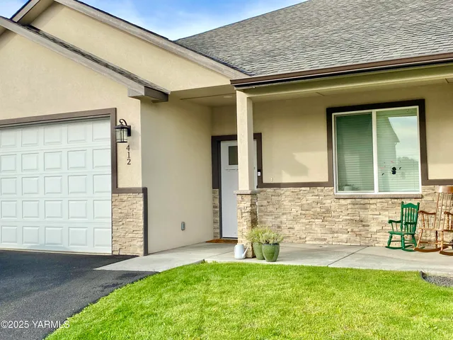 a view of front door of house