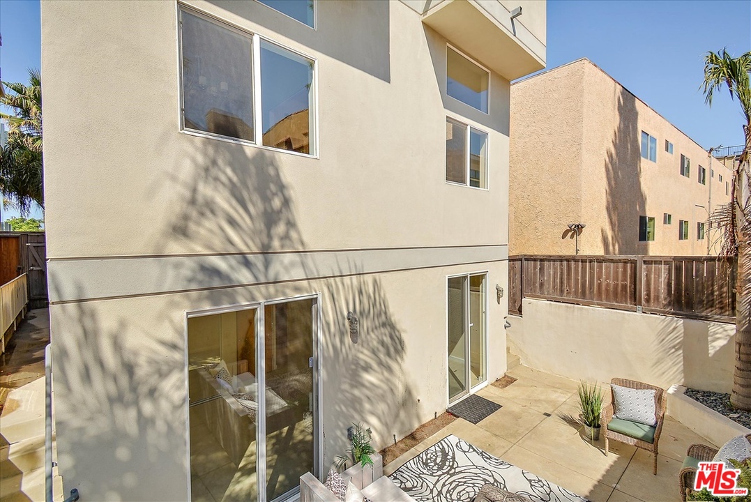 6726 Esplanade Playa del Rey, CA 90293 - Photo 18 of 39
