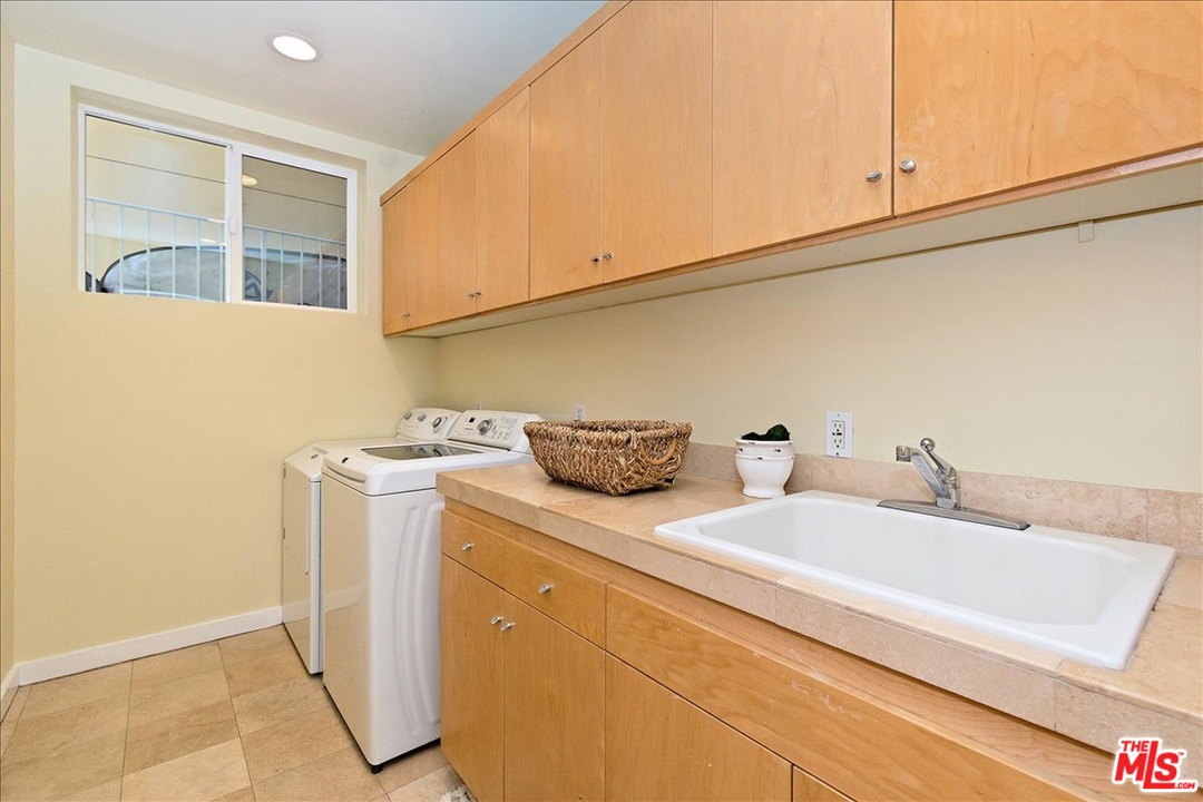 6726 Esplanade Playa del Rey, CA 90293 - Photo 22 of 39