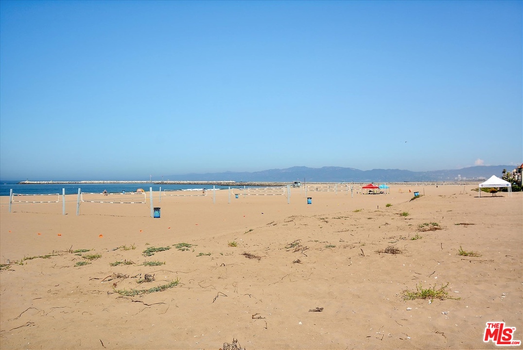 6726 Esplanade Playa del Rey, CA 90293 - Photo 36 of 39