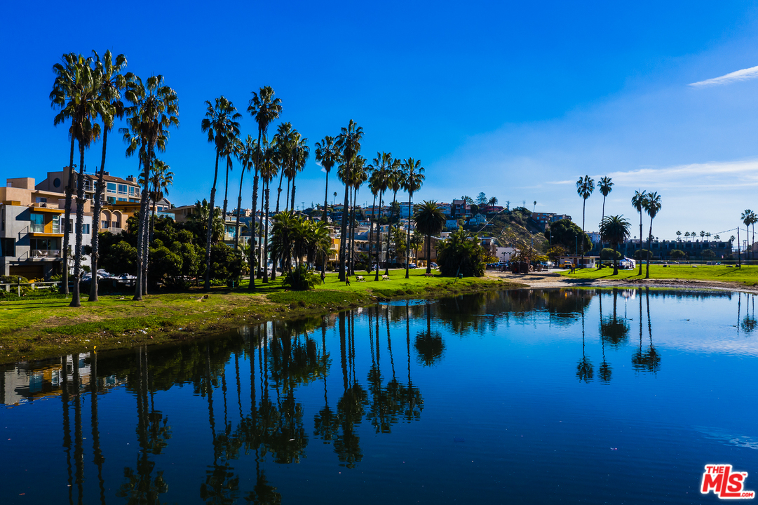 6726 Esplanade Playa del Rey, CA 90293 - Photo 37 of 39