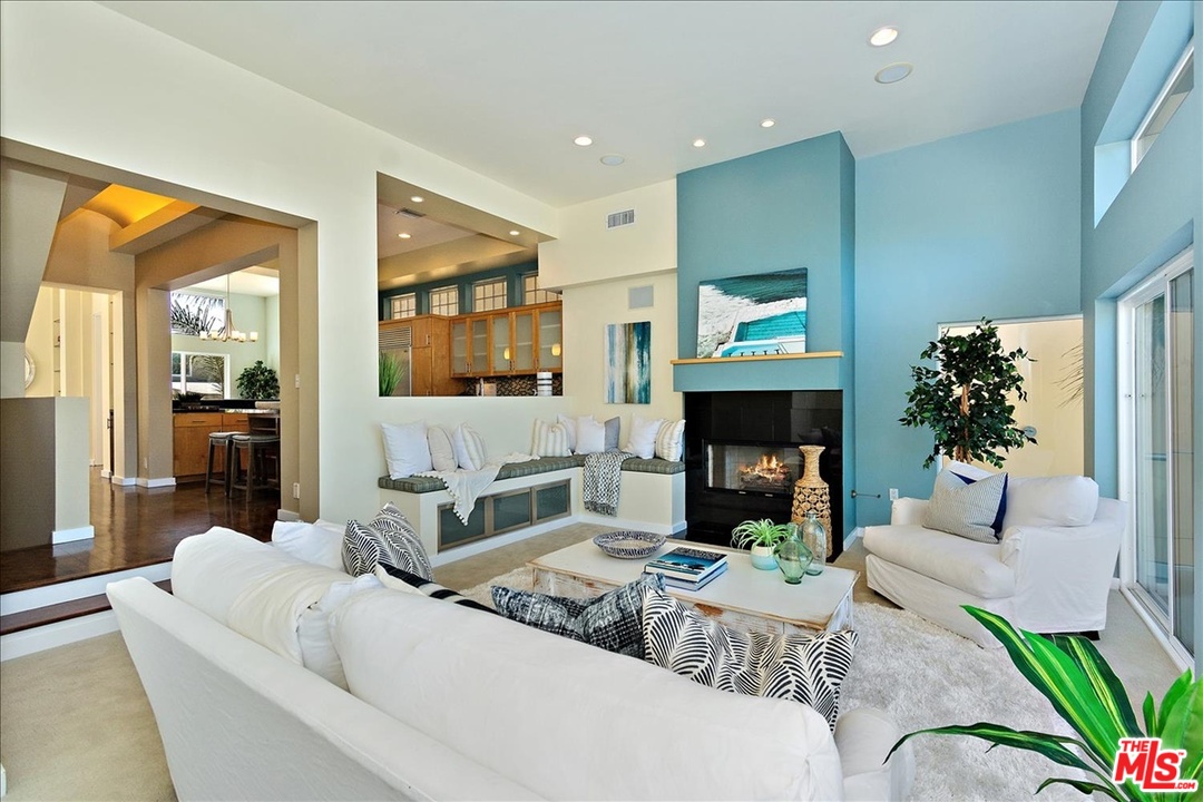 6726 Esplanade Playa del Rey, CA 90293 - Photo 5 of 39