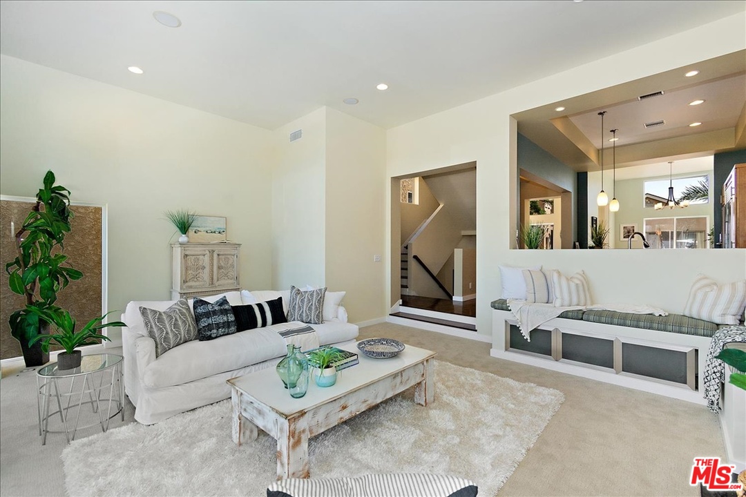 6726 Esplanade Playa del Rey, CA 90293 - Photo 8 of 39