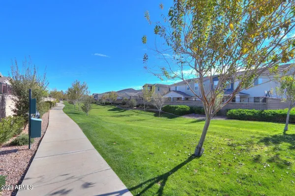 $2,900 | 2082 East Lantana Drive, Chandler, AZ 85286