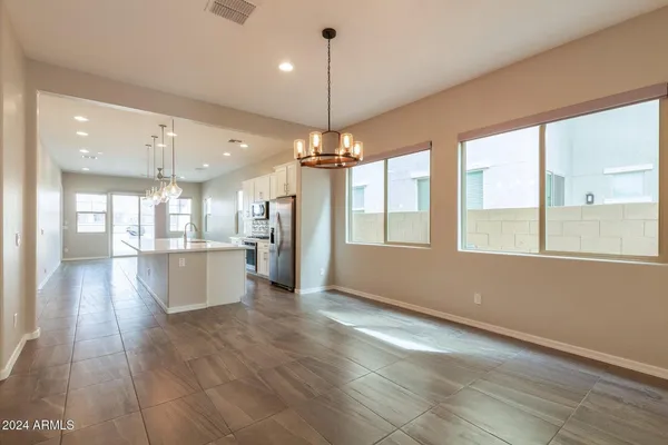 $2,900 | 2082 East Lantana Drive, Chandler, AZ 85286