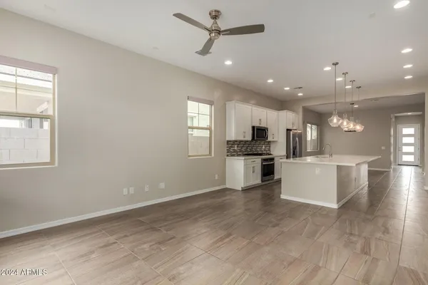 $2,900 | 2082 East Lantana Drive, Chandler, AZ 85286