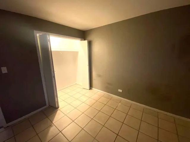 $1,500 | 4056 Bonhill Drive, Unit 2C, Arlington Heights, IL 60004