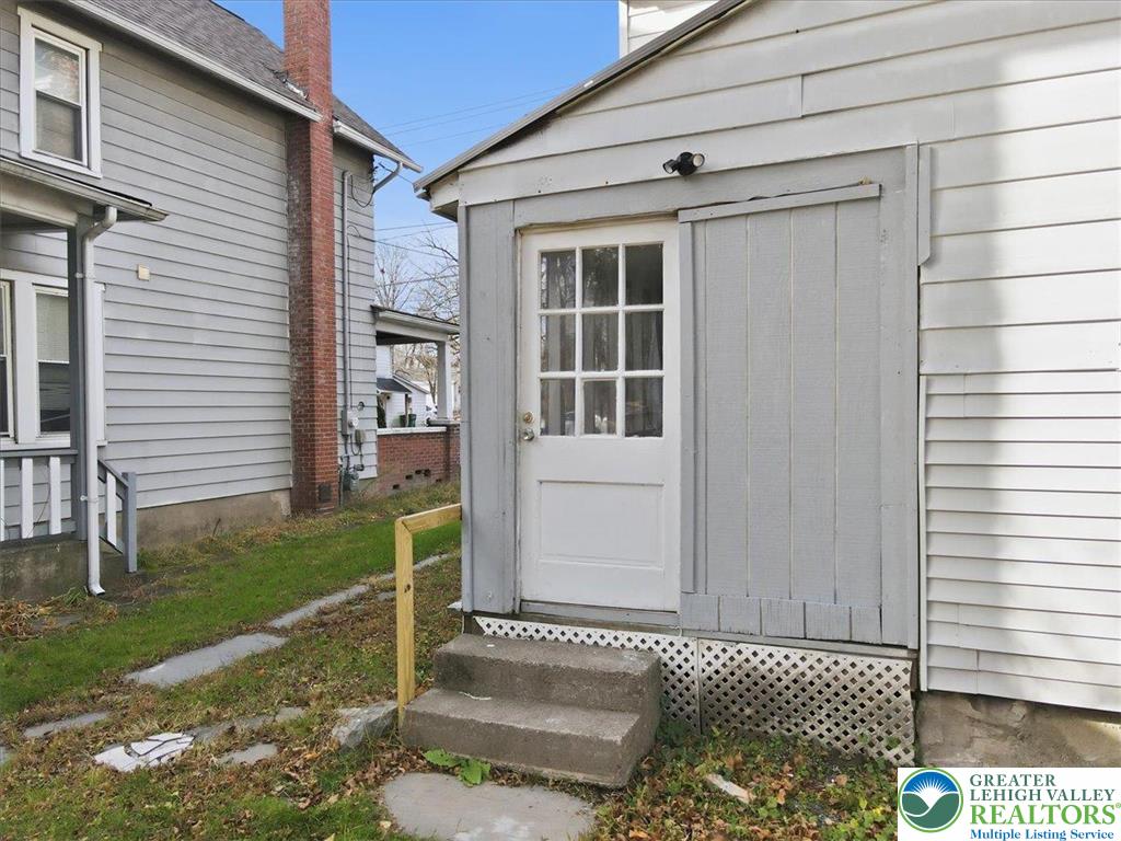 202 North Courtland Street, Unit 1 & 2 East Stroudsburg, PA 18301 - Photo 39 of 49 a front view of a house