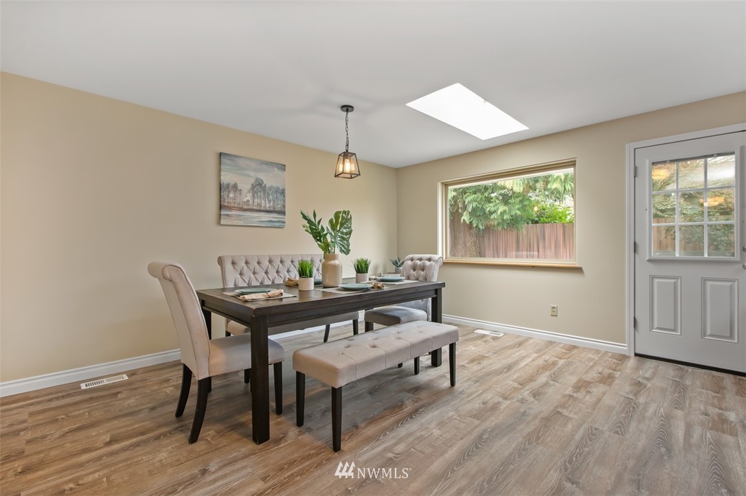 10602 Northeast 194th Street Bothell, WA 98011 - Photo 12 of 26 Gallery Image 12