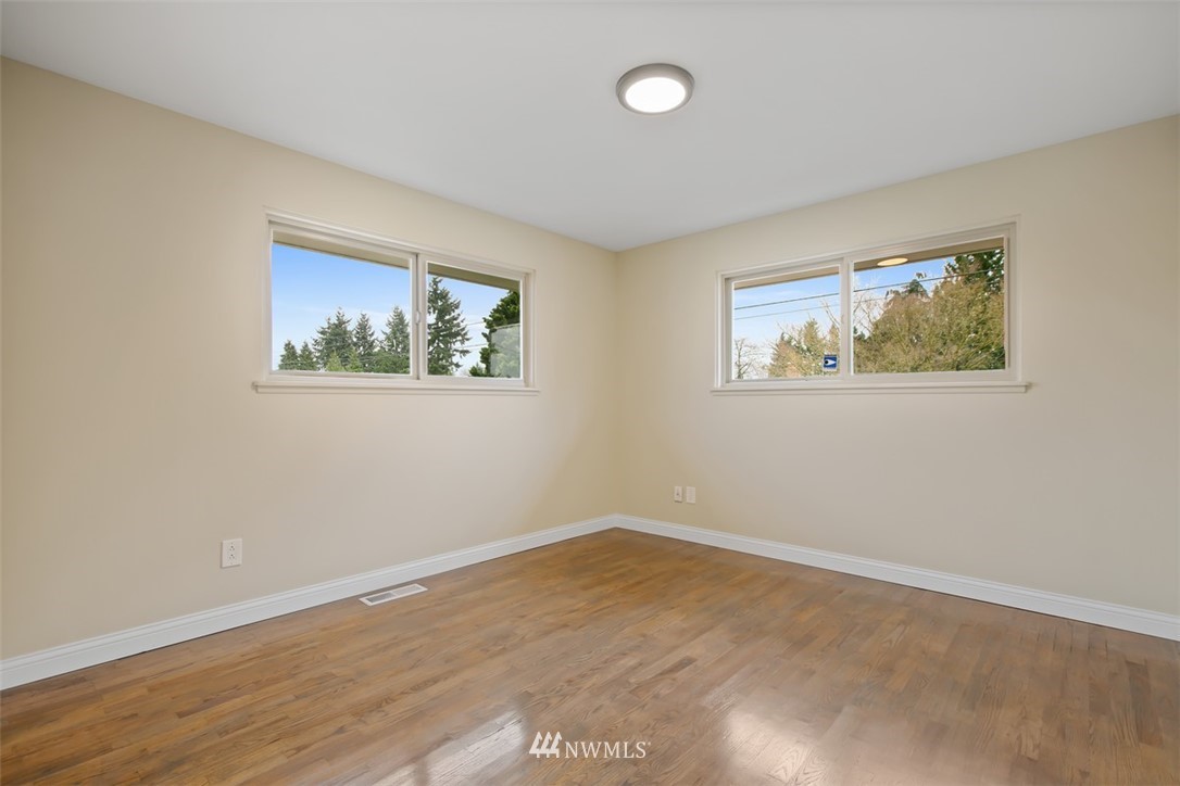 10602 Northeast 194th Street Bothell, WA 98011 - Photo 17 of 26 Gallery Image 17