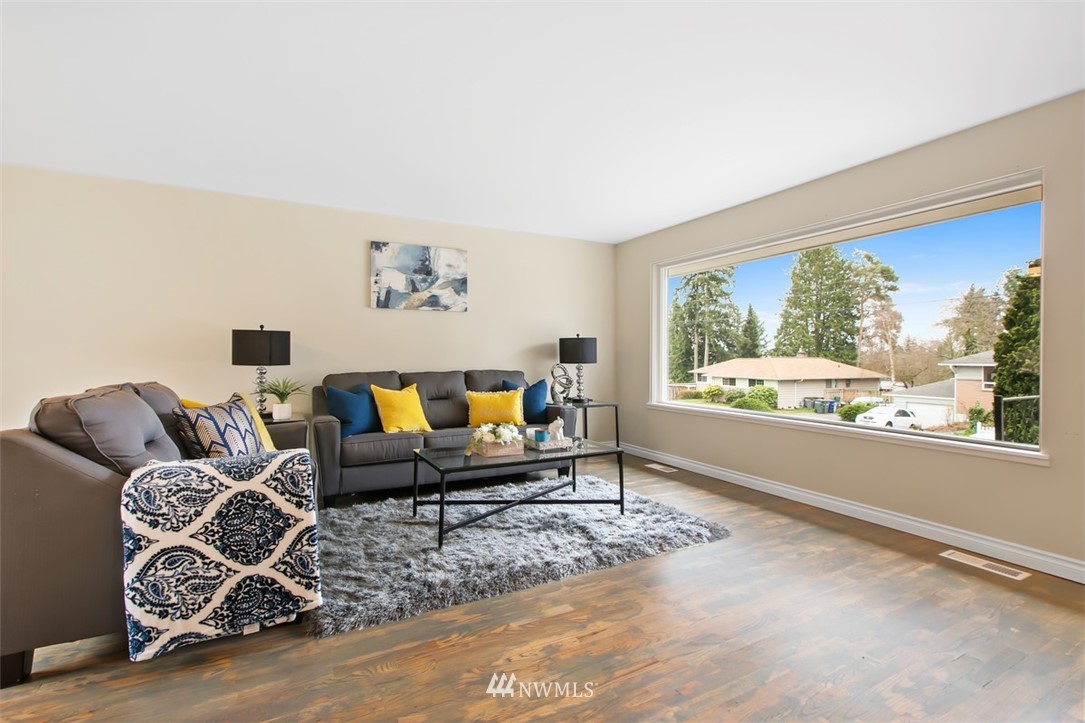 10602 Northeast 194th Street Bothell, WA 98011 - Photo 3 of 26 Gallery Image 3