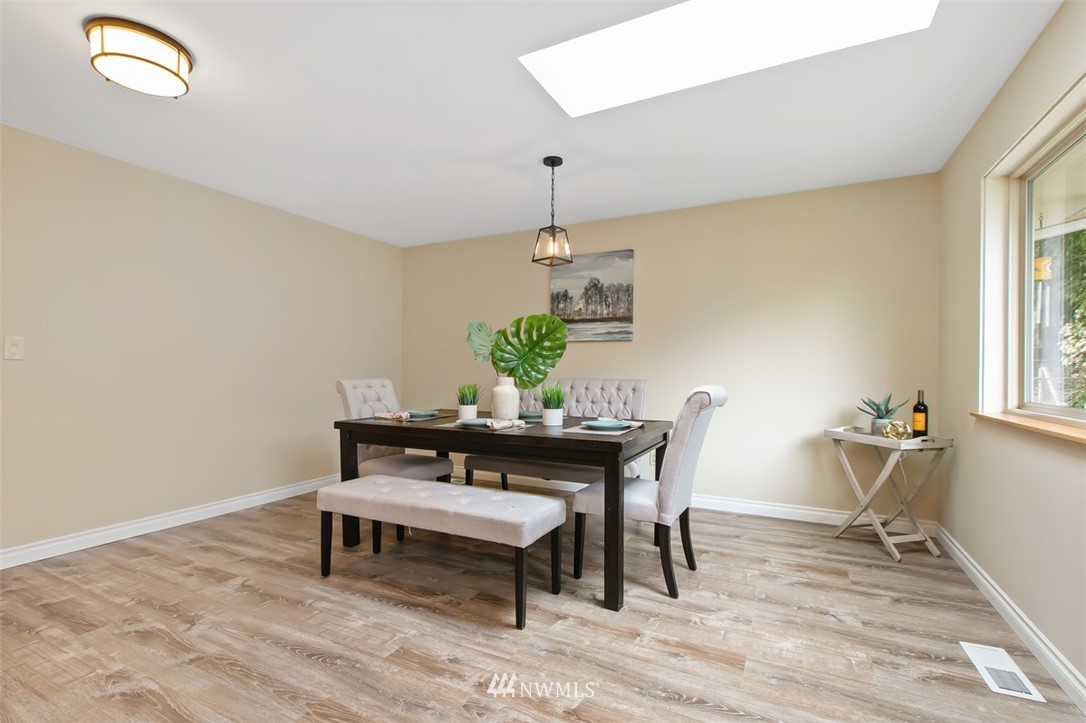 10602 Northeast 194th Street Bothell, WA 98011 - Photo 9 of 26 Gallery Image 9