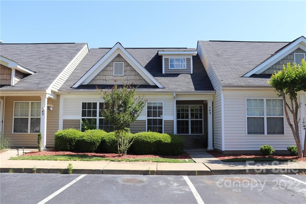 745 Waterfall Way Clover, SC 29710 - Photo 1 of 14 Gallery Image 1