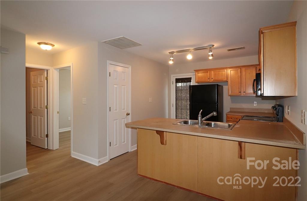 745 Waterfall Way Clover, SC 29710 - Photo 2 of 14 Gallery Image 2