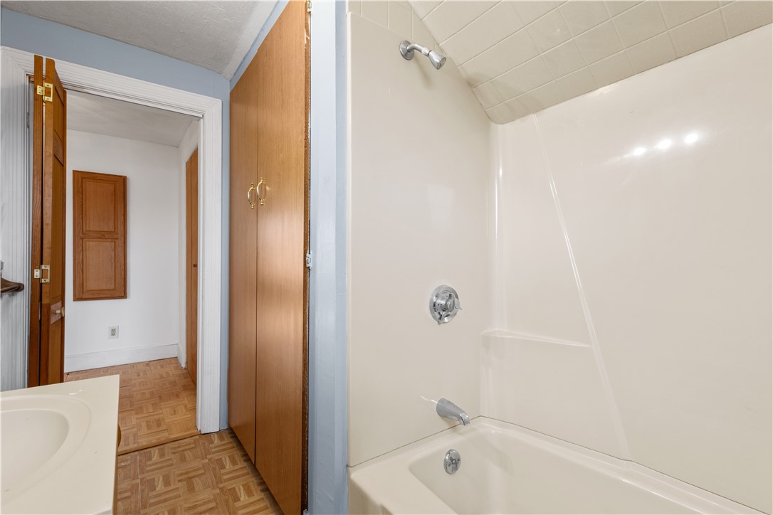 32 Cottage Street Johnston, RI 02919 - Photo 18 of 23