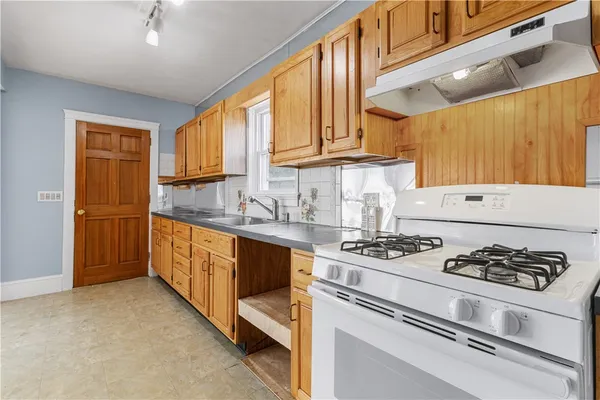 $429,000 | 32 Cottage Street, Johnston, RI 02919