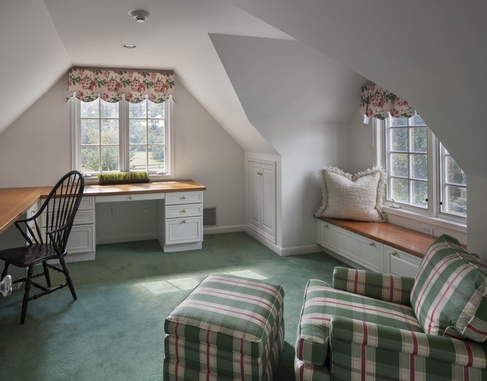 68 Barnes Hill Road Concord, MA 01742 - Photo 14 of 23 Gallery Image 14
