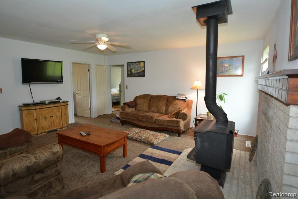 3530 Lippincott Road Lapeer, MI 48446 - Photo 24 of 60 3530 Lippincott (58).jpg