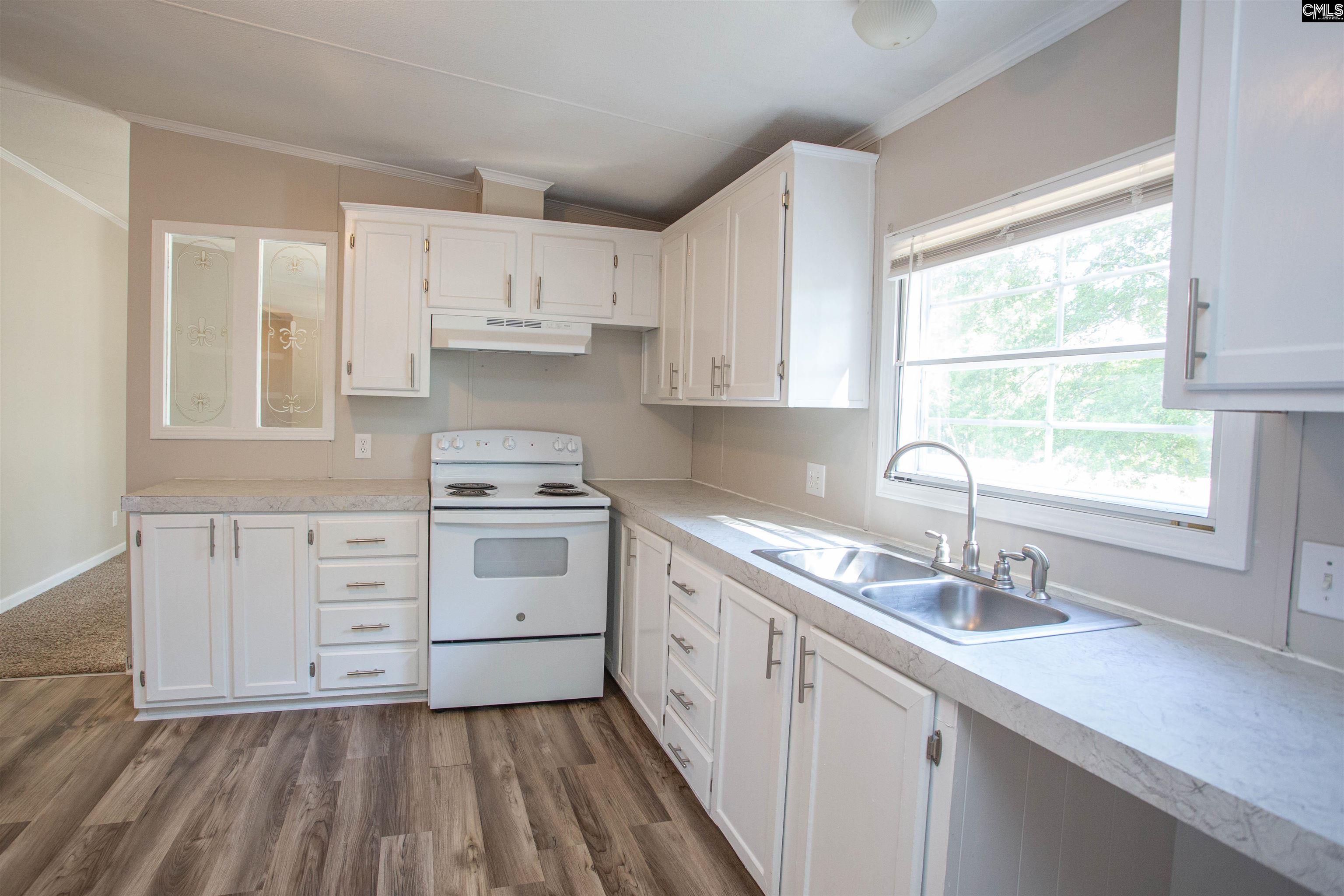 2136 Ridgeway Road Lugoff, SC 29078 - Photo 9 of 32
