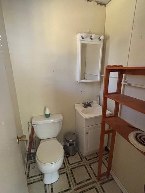 4546 Mike Padgett Highway Augusta, GA 30906 - Photo 10 of 18 Half bath in primary