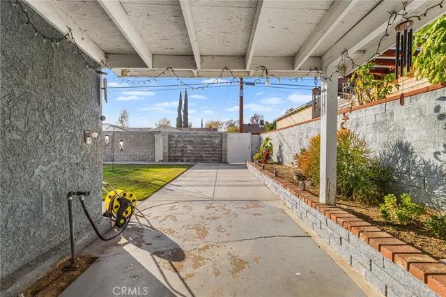 $949,000 | 1817 North Hollywood Way, Burbank, CA 91505