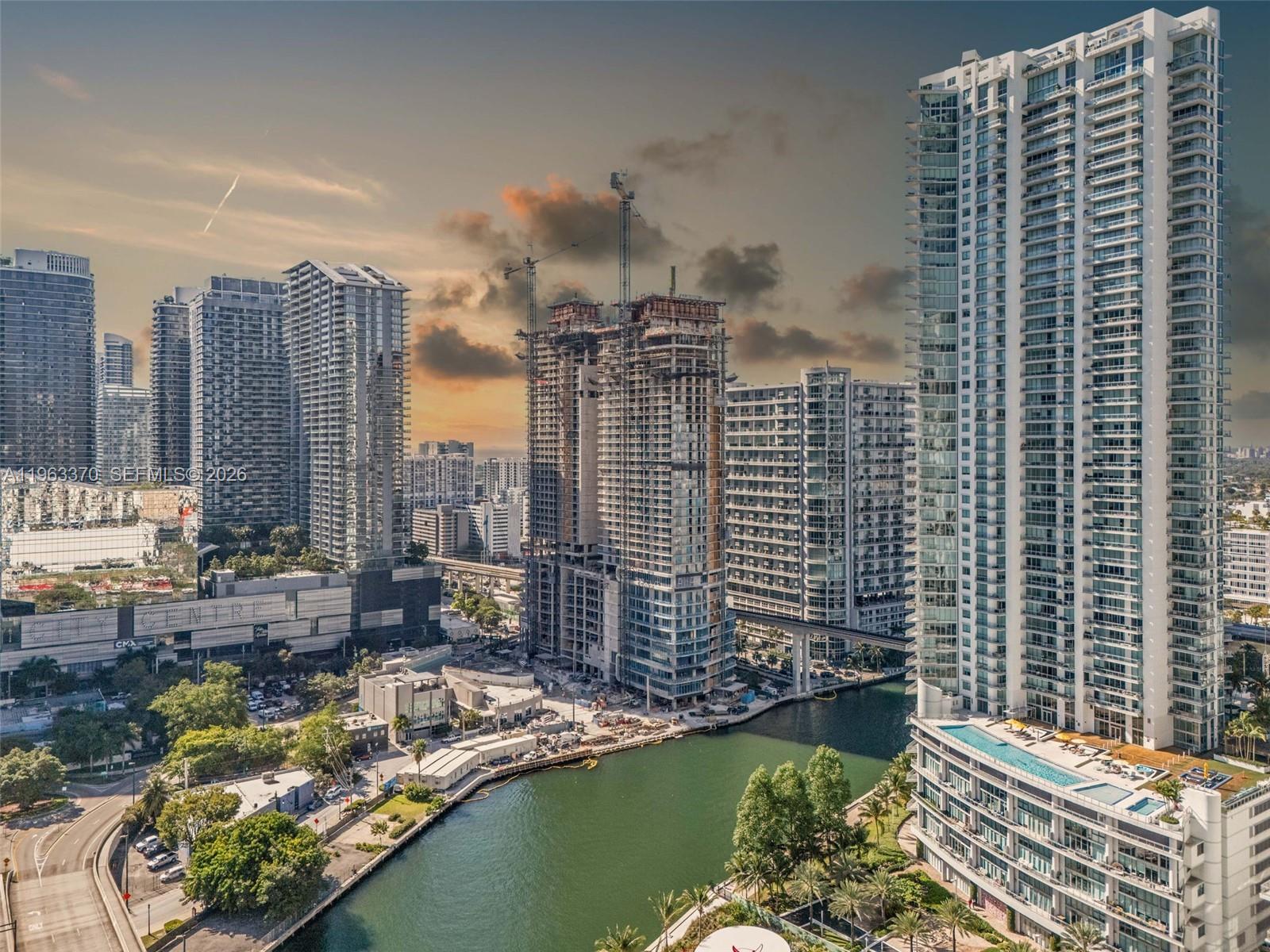 92 Southwest 3rd Street, Unit 3611 Miami, FL 33130 - Photo 3 of 19 Photo 3