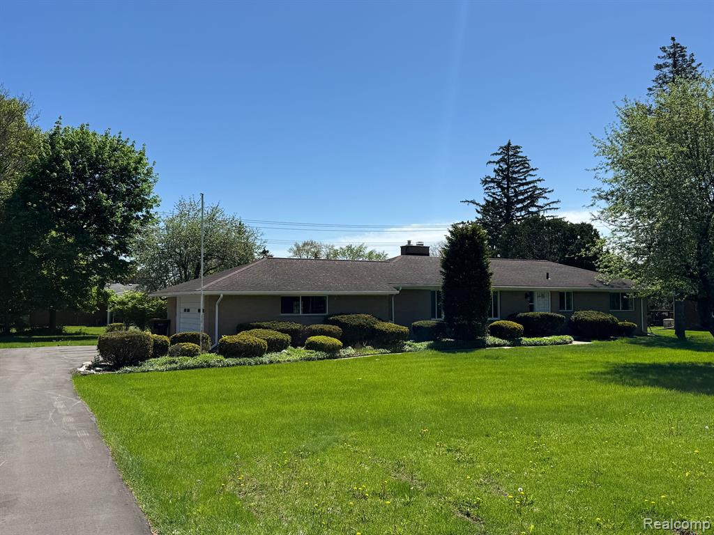 28670 Inkster Road Southfield, MI 48034 - Photo 2 of 34