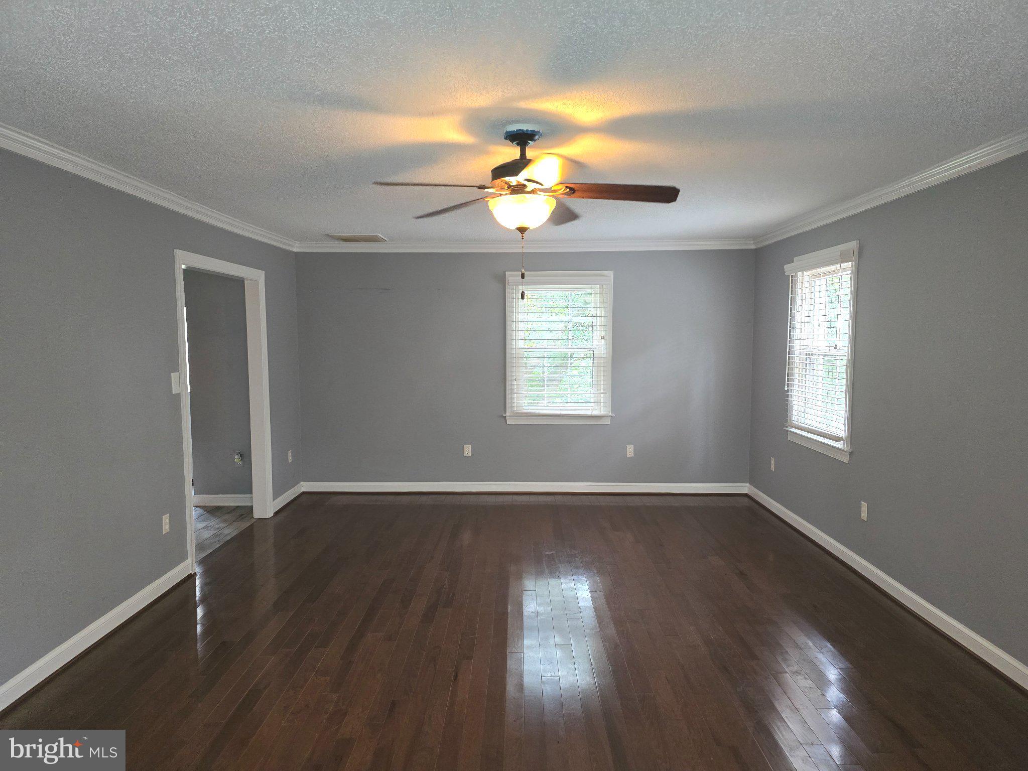 3020 Danville Road Brandywine, MD 20613 - Photo 13 of 37 Living Room