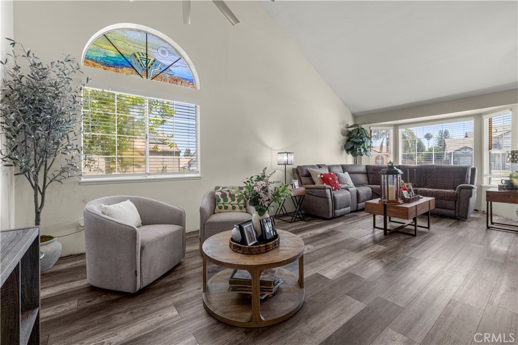 1176 West Buxton Street Rialto, CA 92377 - Photo 6 of 31