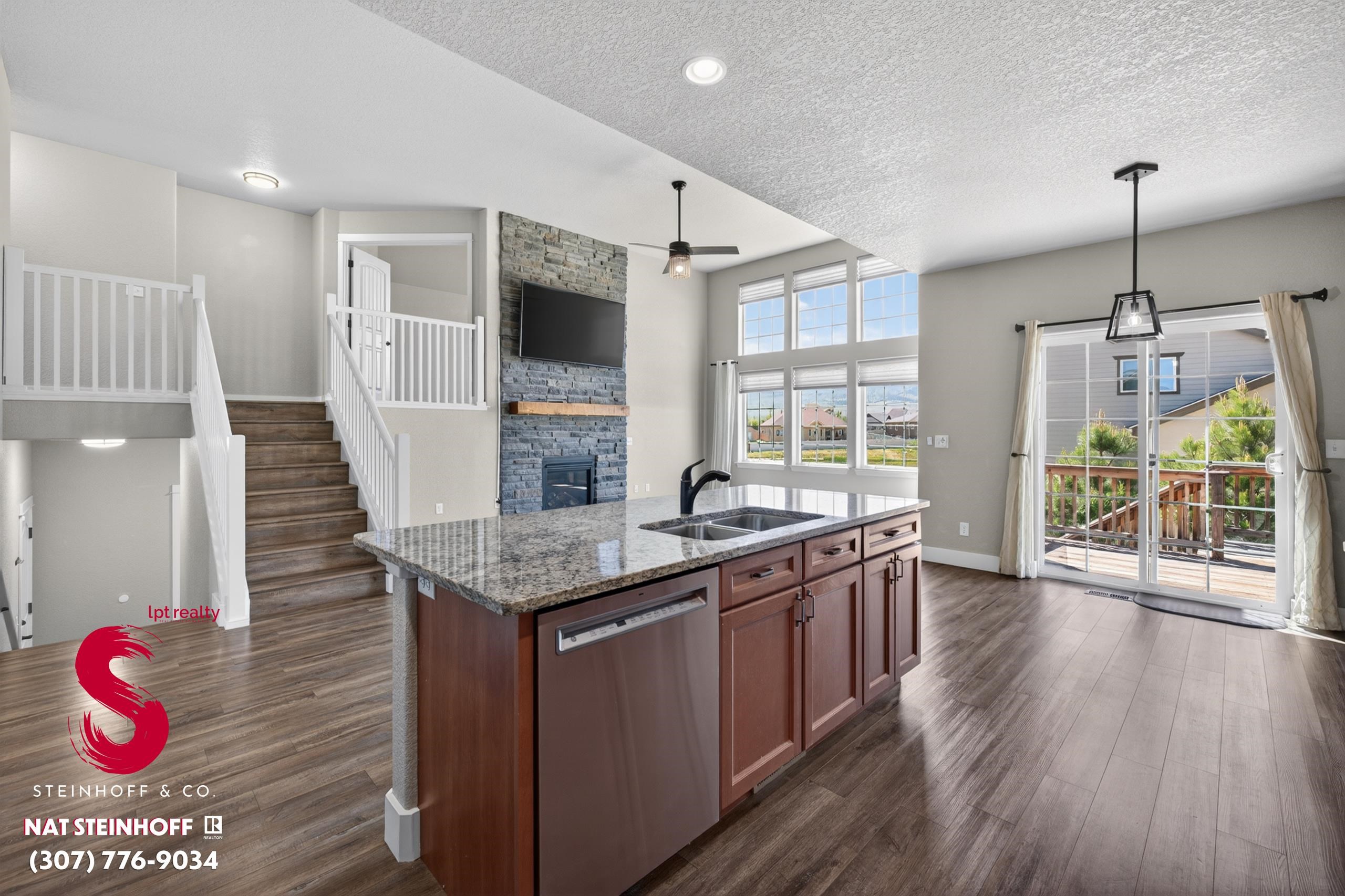 4331 Drayton Way Casper, WY 82609 - Photo 4 of 49