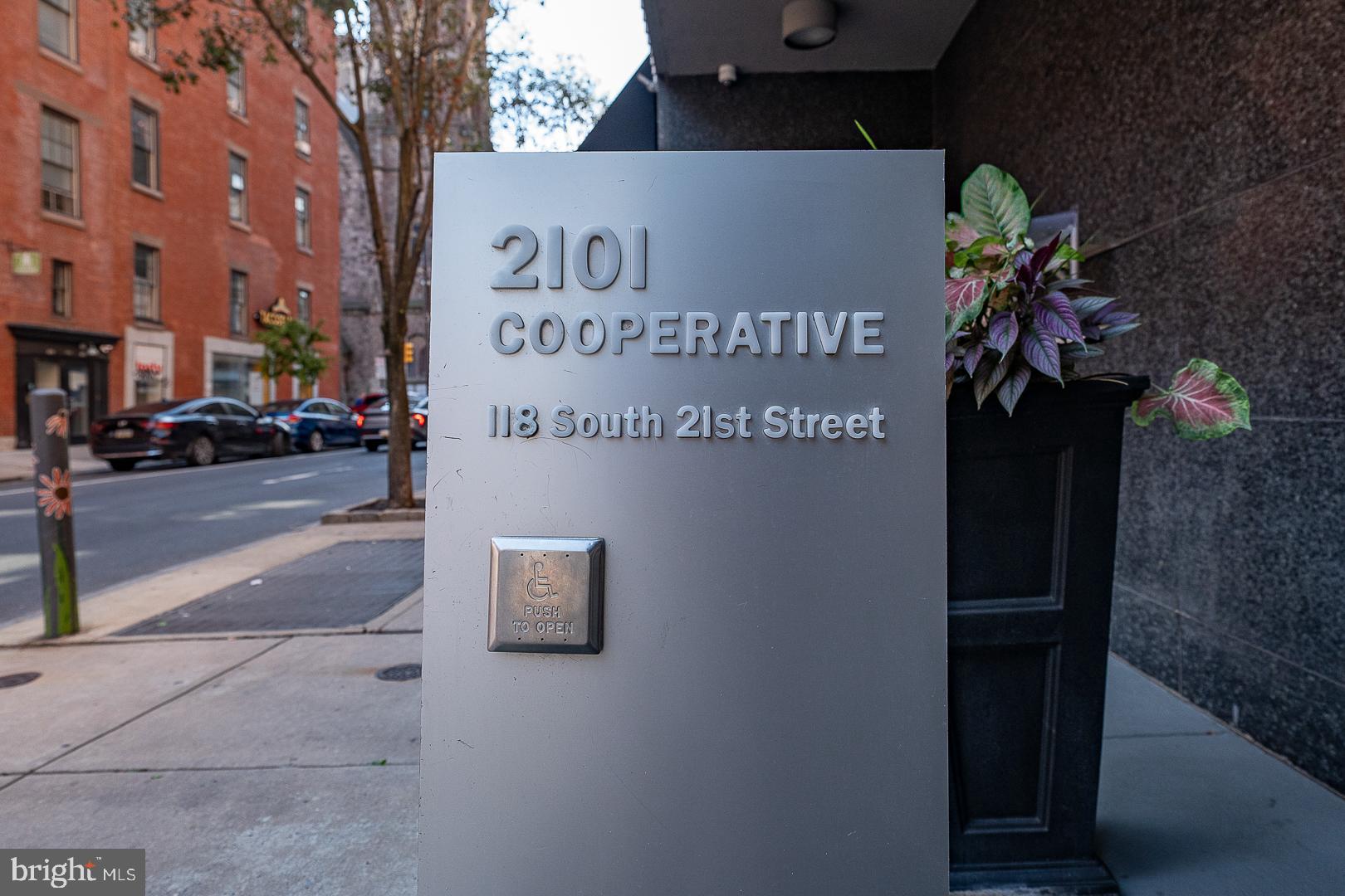 118 South 21st Street, Unit 1007 Philadelphia, PA 19103 - Photo 20 of 20