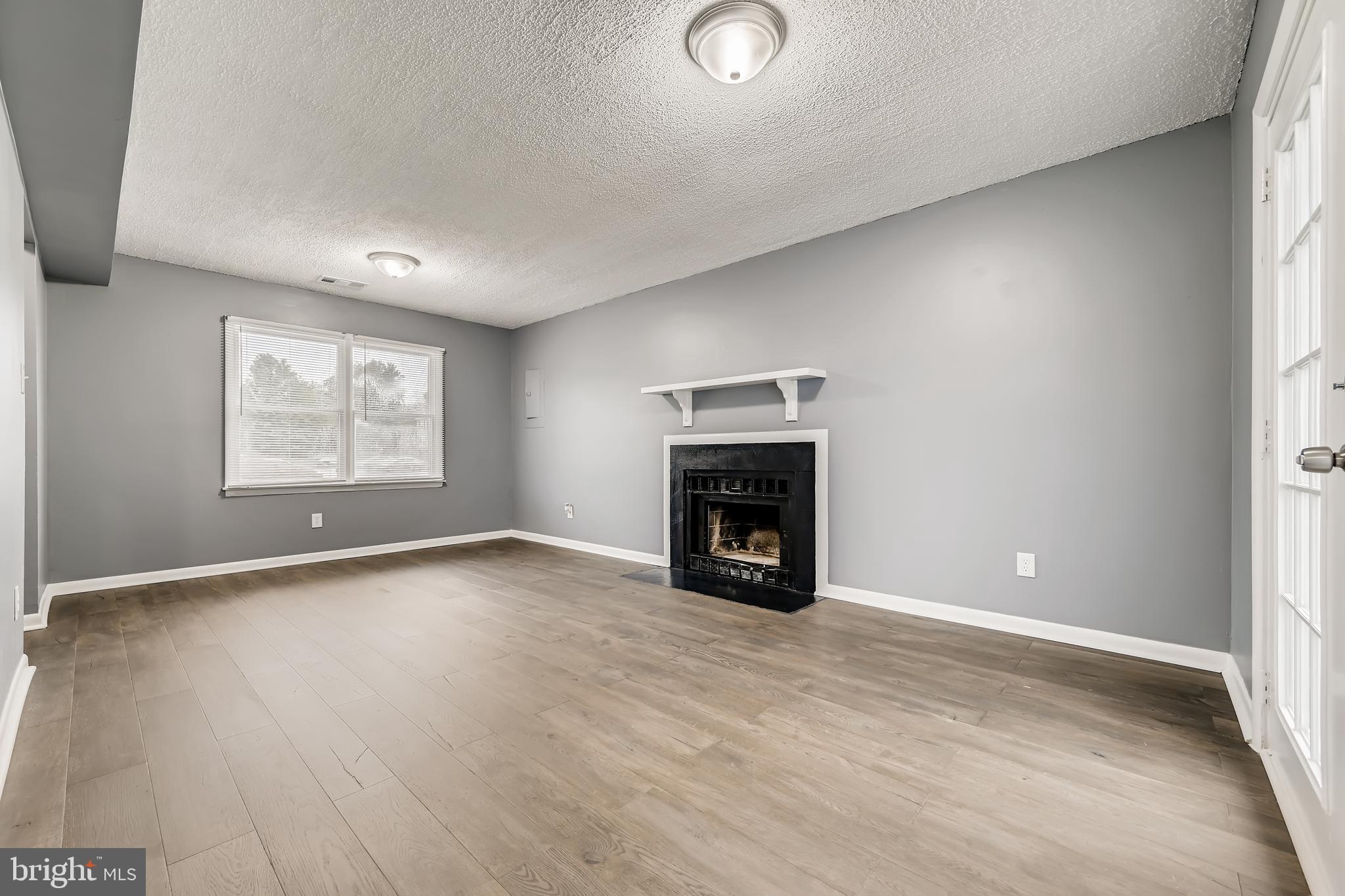 5733 Van Dyke Road Baltimore, MD 21206 - Photo 12 of 28