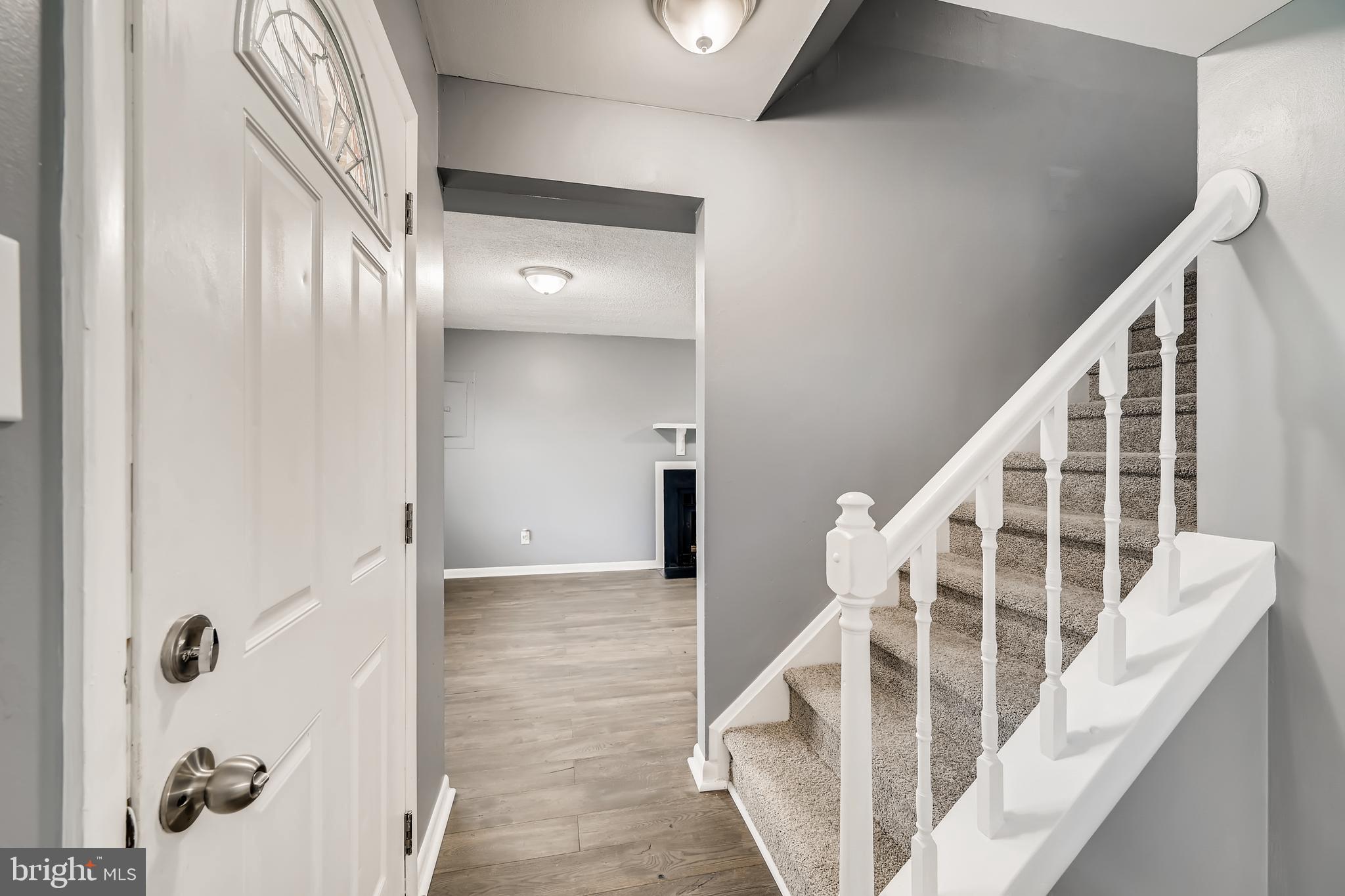 5733 Van Dyke Road Baltimore, MD 21206 - Photo 4 of 28