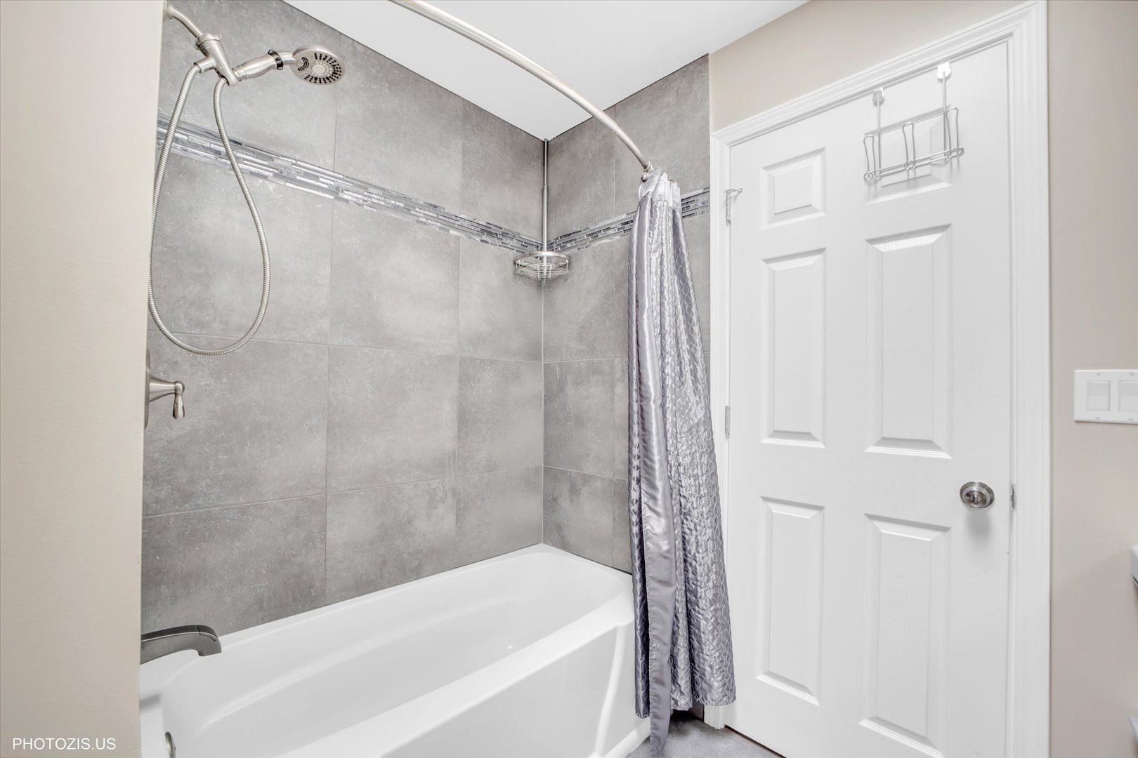 21314 West Highland Road Lake Zurich, IL 60047 - Photo 22 of 52