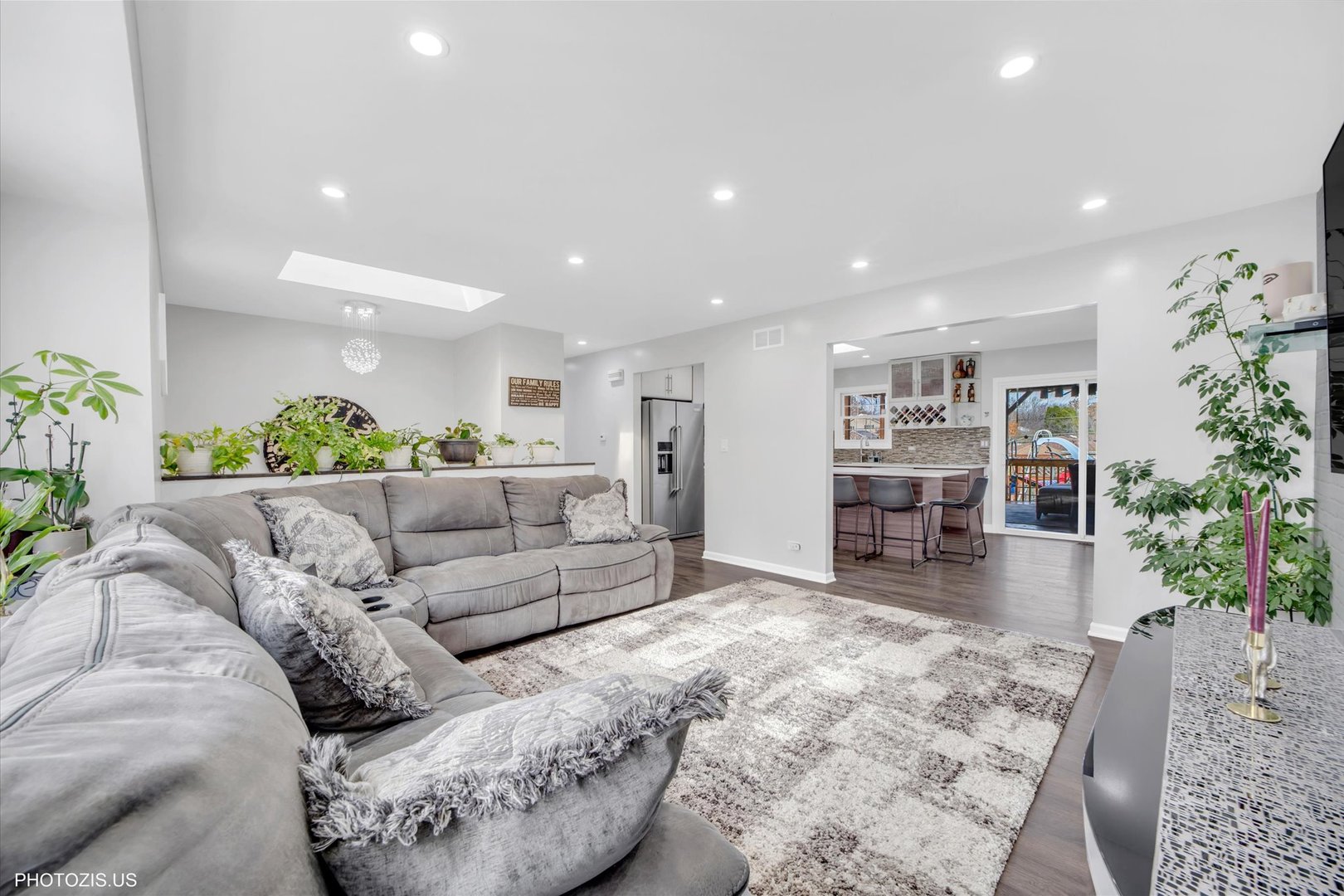 21314 West Highland Road Lake Zurich, IL 60047 - Photo 7 of 52