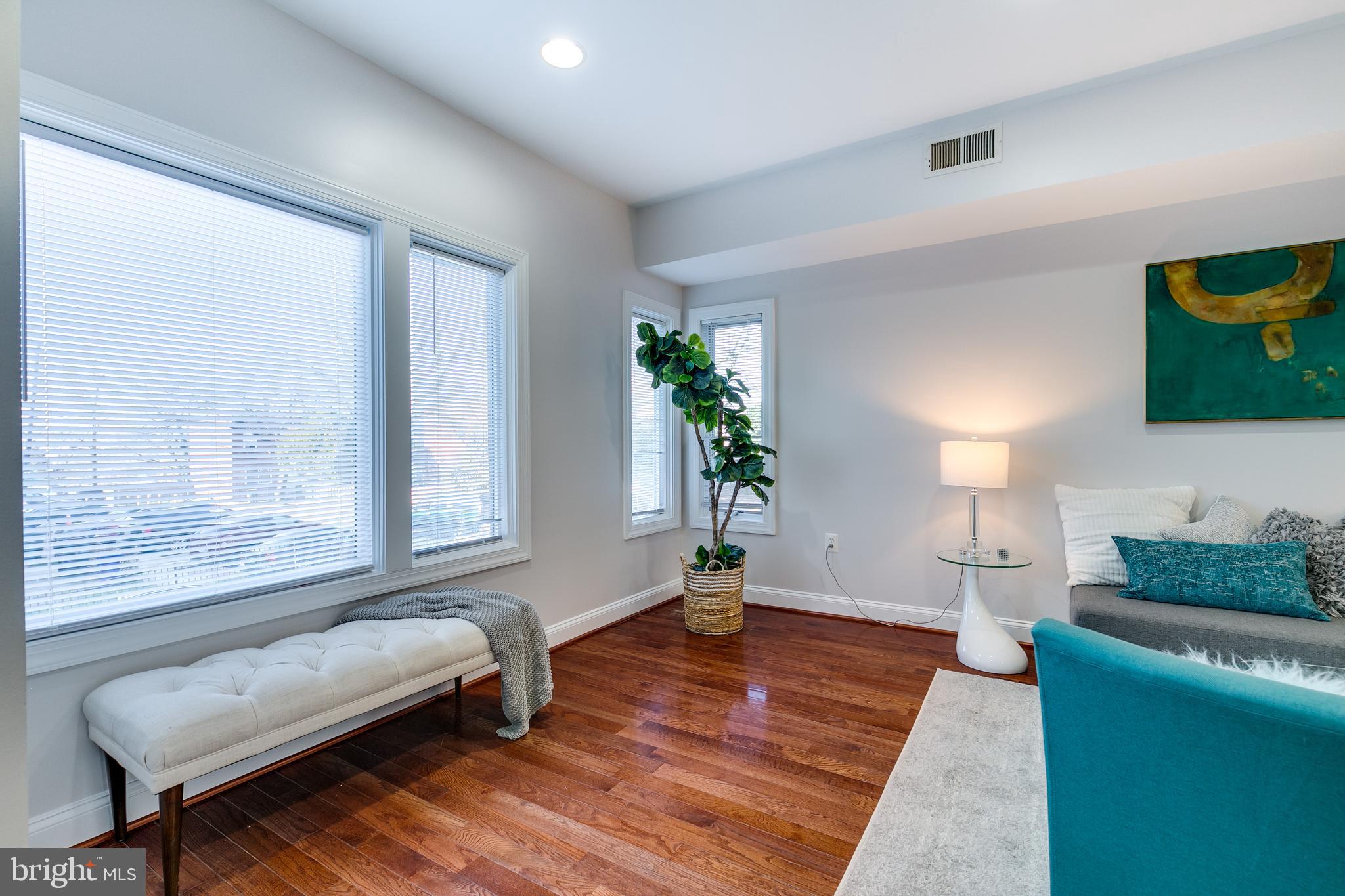 1384 Talbert Court Southeast, Unit A Washington, DC 20020 - Photo 21 of 42 LIVING VIEW (VIEW II)