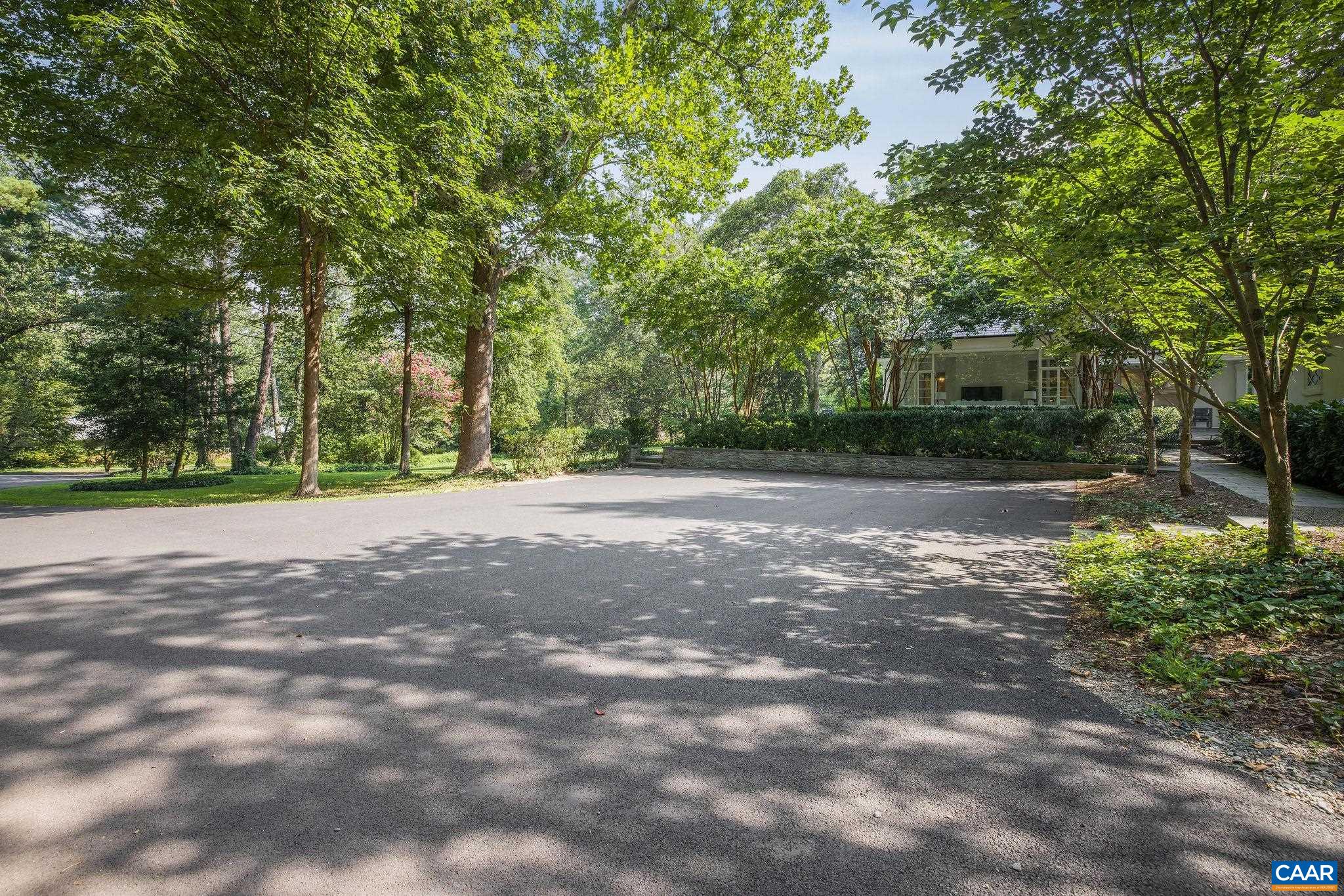 1204 Blue Ridge Road Charlottesville, VA 22903 - Photo 8 of 51