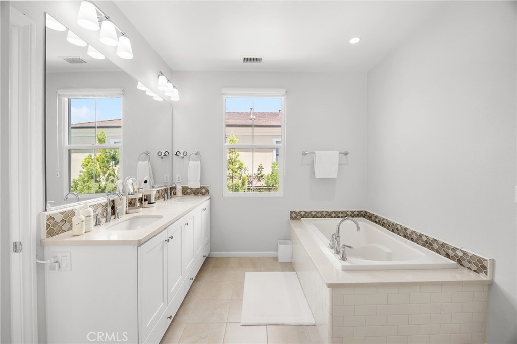 166 Working Ranch Irvine, CA 92602 - Photo 17 of 40