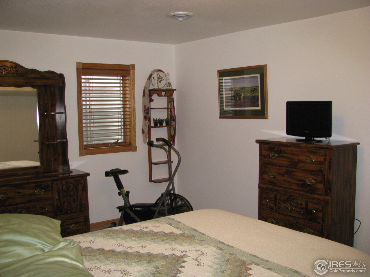 14338 Dakota Road Sterling, CO 80751 - Photo 16 of 25 bedroom