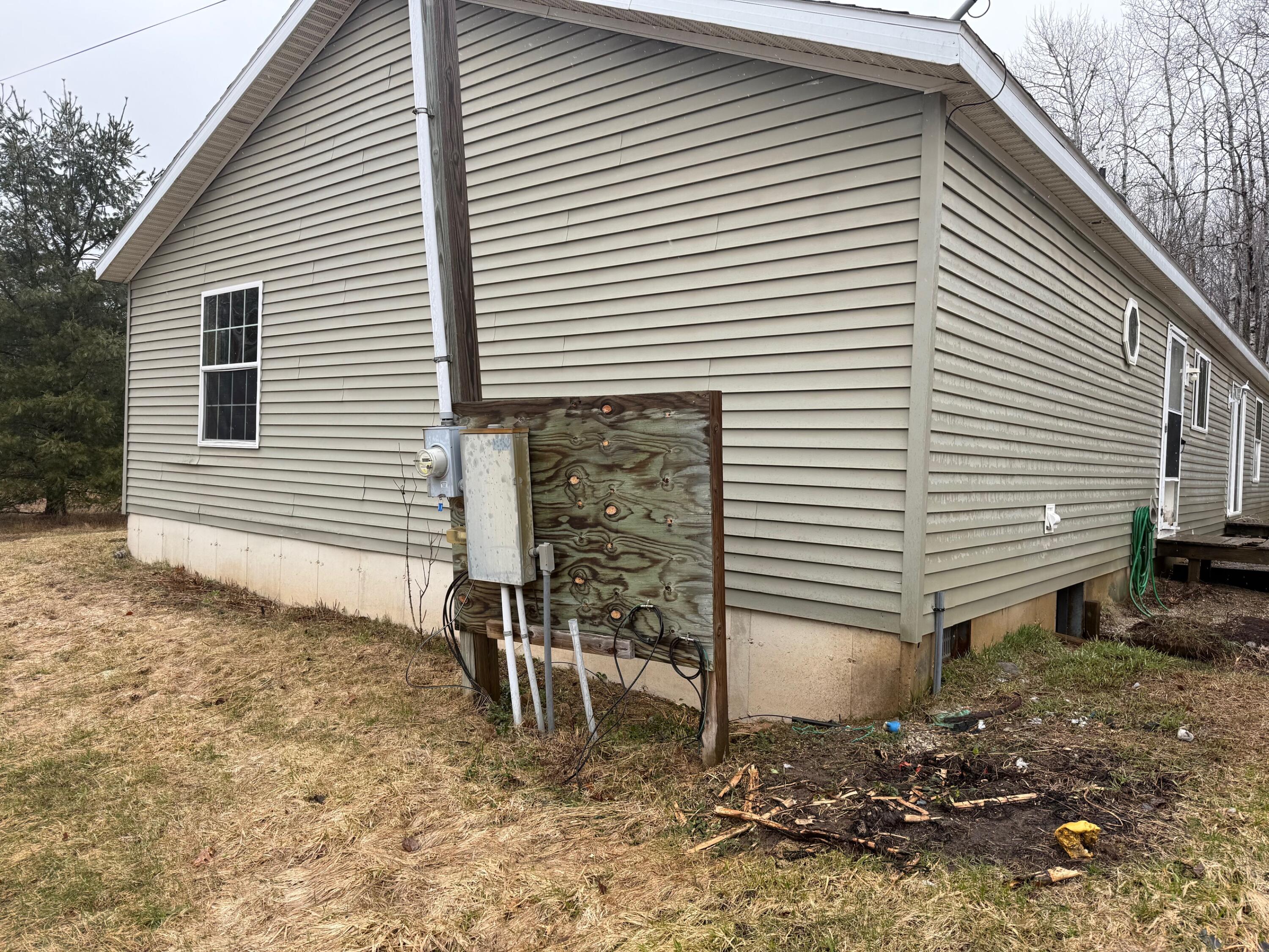 8211 West Moorestown Road Manton, MI 49663 - Photo 18 of 19 electrical box