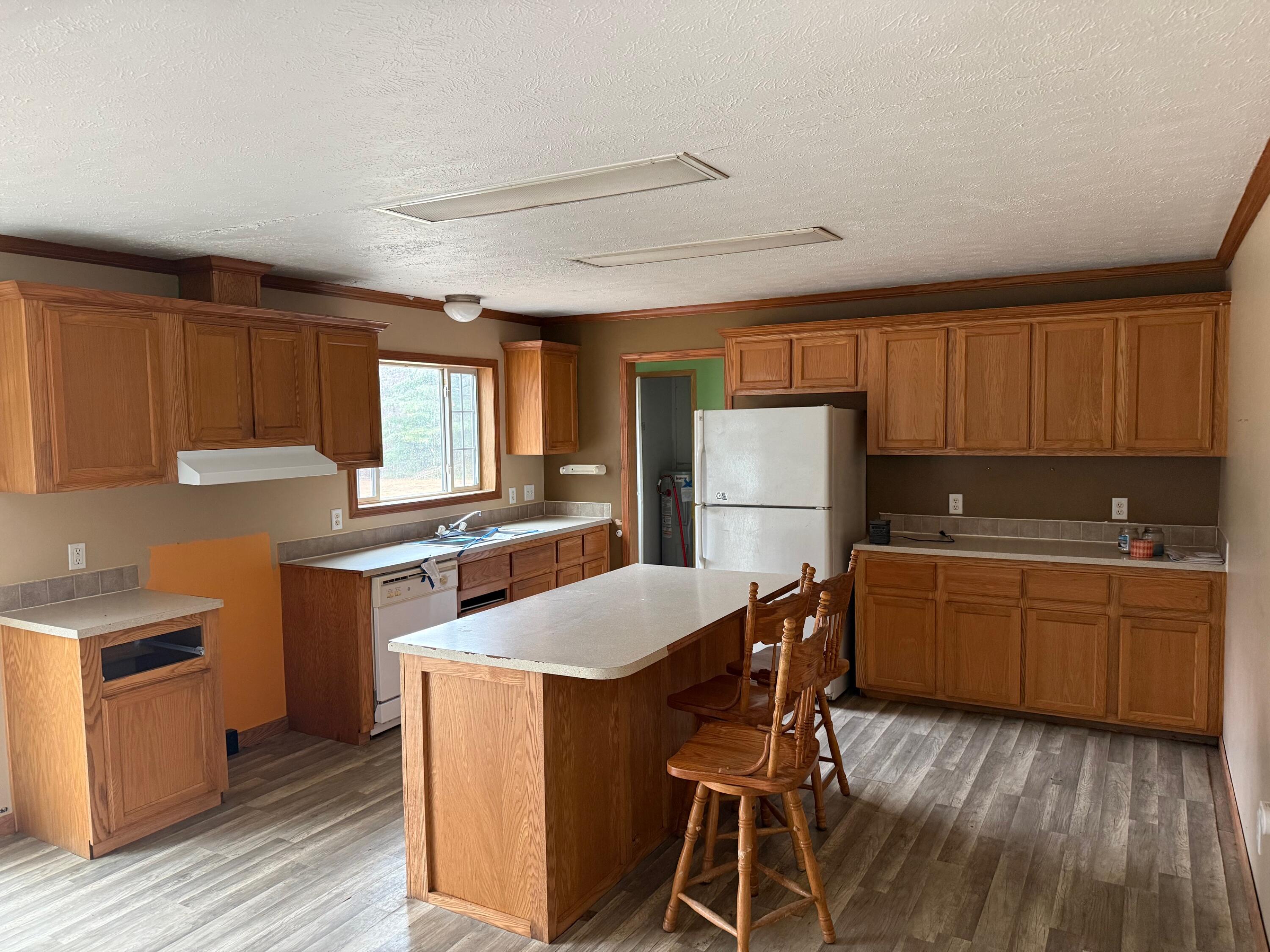 8211 West Moorestown Road Manton, MI 49663 - Photo 2 of 19 3