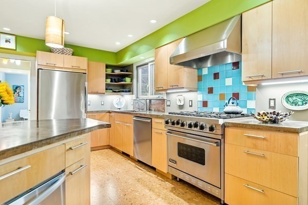 39 Westchester Road Boston, MA 02130 - Photo 10 of 34